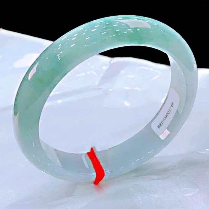 Myanmar , Natural Ice Jadeite  - đánh giá và giá Bracelets
