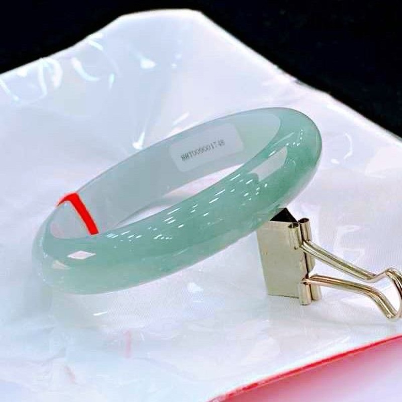 Myanmar , Natural Ice Jadeite  - đánh giá và giá Bracelets