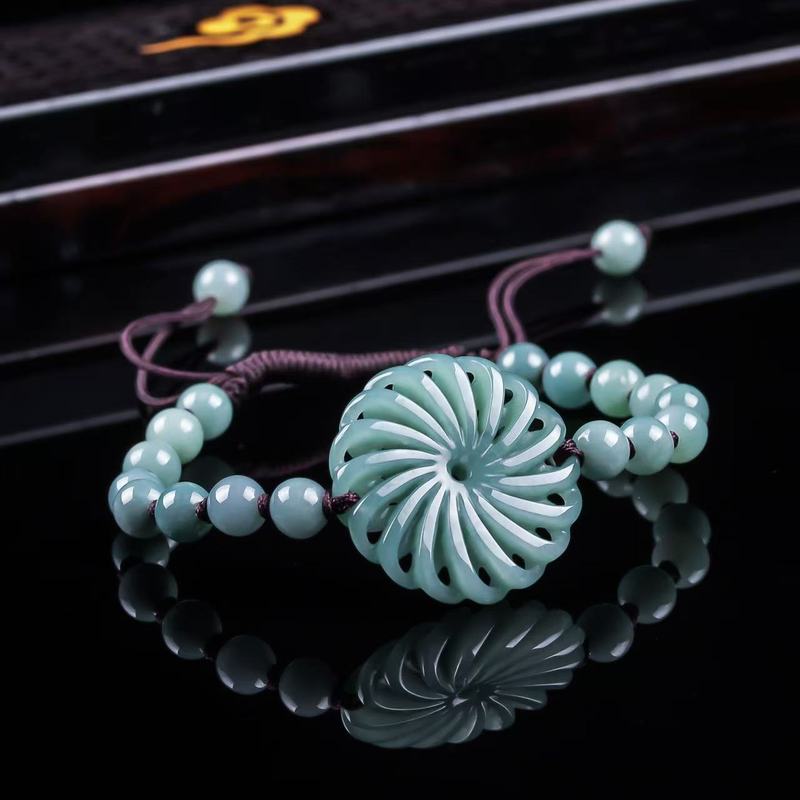 Natural Jadeite A-grade Fortun - đánh giá và giá Bracelets