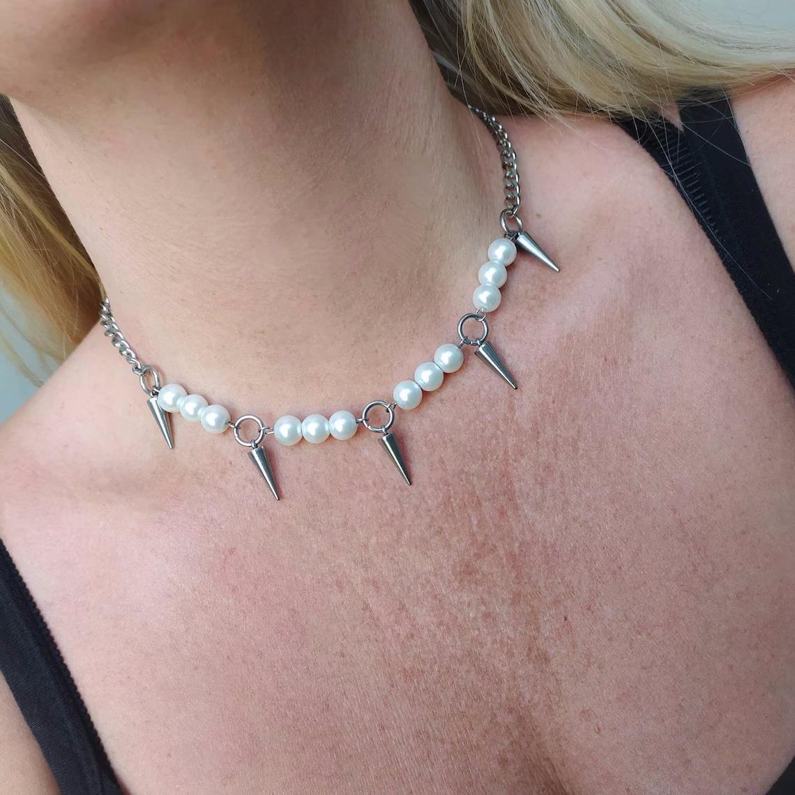Egirl Pearl Spike Necklace DIY - đánh giá và giá Goth Punk Spike Choker