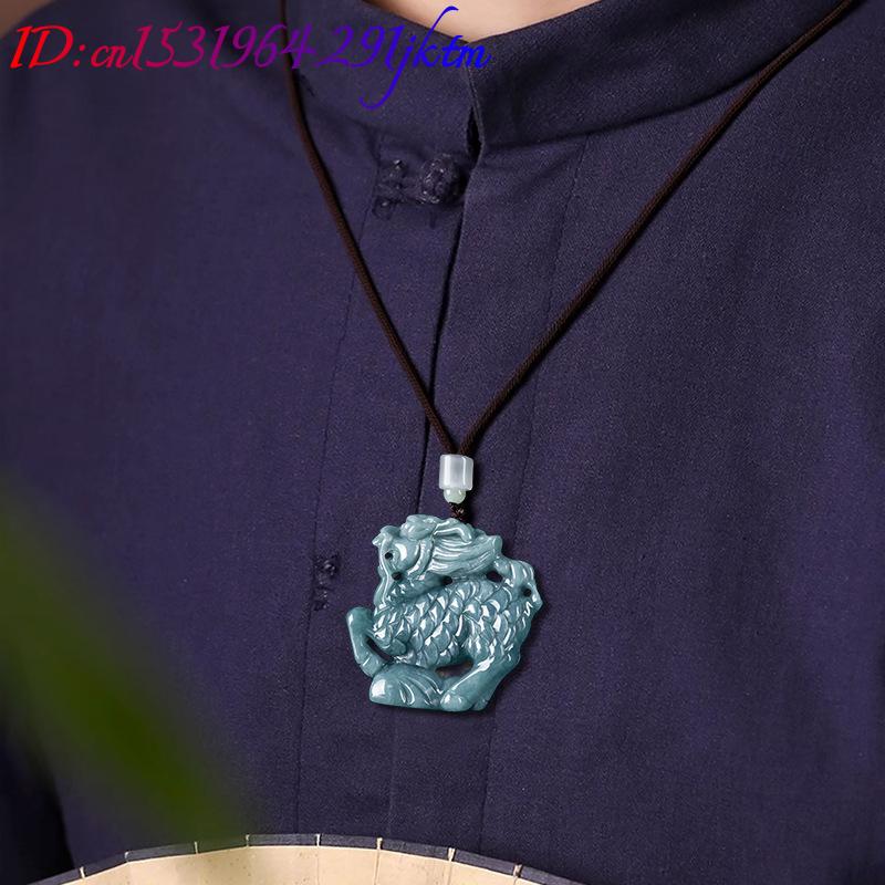 Burmese Jadeite Kylin Pendant  - đánh giá và giá Necklaces