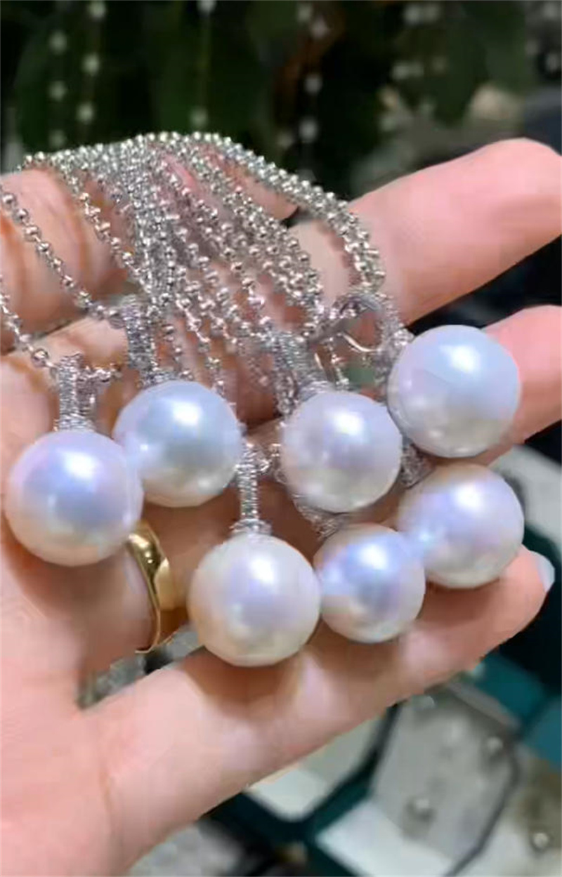Classic Elegant Natural White  - đánh giá và giá Pearl Choker Necklace Vintage